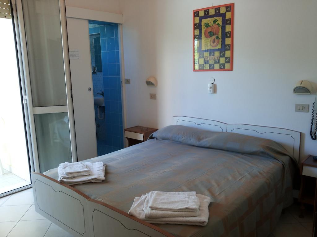 Hotel Cannes Rimini Pokój zdjęcie