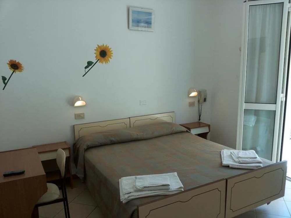 Hotel Cannes Rimini Zewnętrze zdjęcie