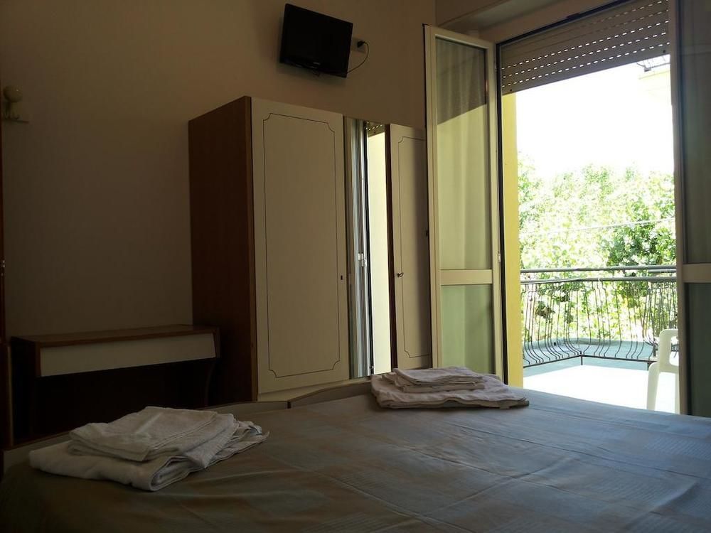 Hotel Cannes Rimini Zewnętrze zdjęcie